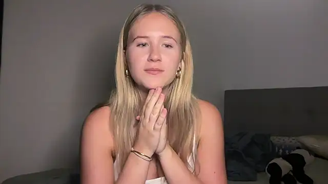 itssosierra live sex cam