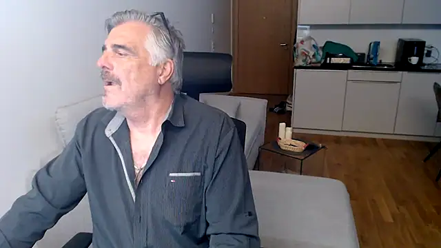 Budapest1958 live sex cam