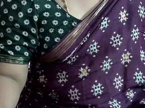 Vennela-1-Telugu live sex cam