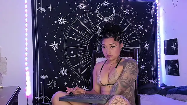 Eva_Lee_'s Stripchat show and profile