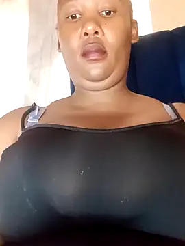 NippleMilkXx's Stripchat show and profile