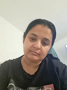 sarahhh1987's Stripchat show and profile