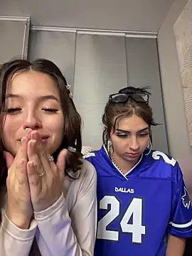 Hilary_pinkk live sex cam