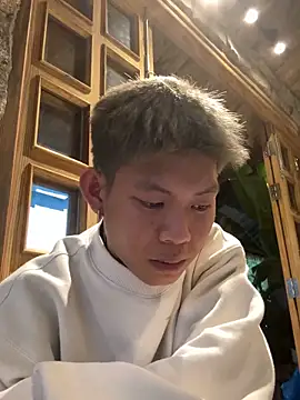 linh21107 live sex cam