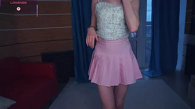 OnaZiroge live sex cam