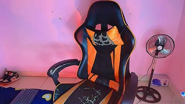 mateodeamjo's Stripchat show and profile