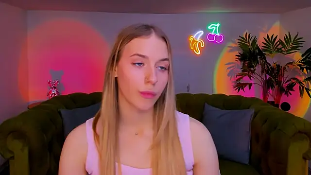 sassy_cutie live sex cam