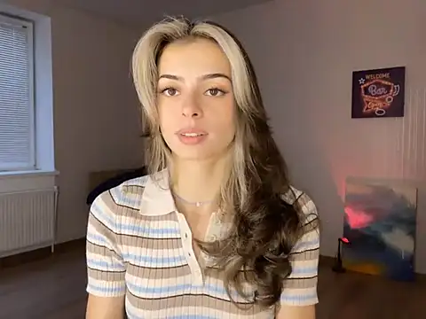 NKaaCroos live sex cam