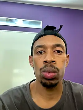 fitsexyman live sex cam