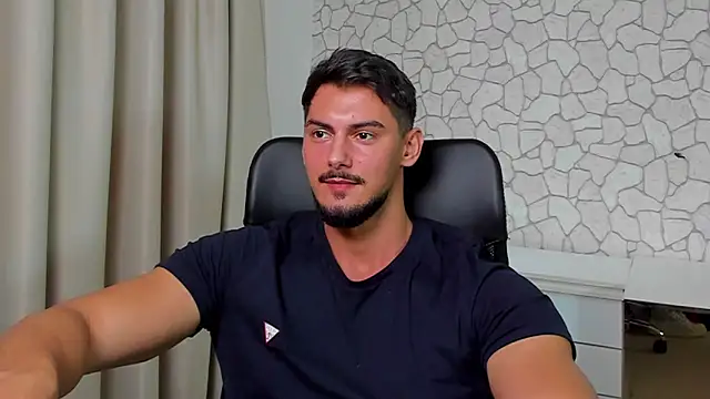 ClintMasters live sex cam