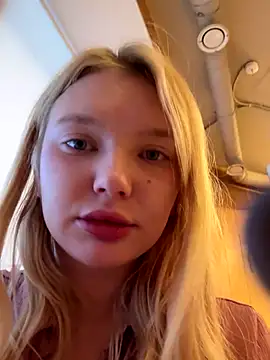 AmmyHot live sex cam