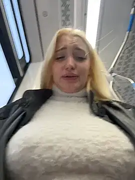 Milkyy_wway live sex cam