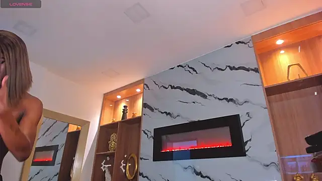 Keila_Mendoza live sex cam