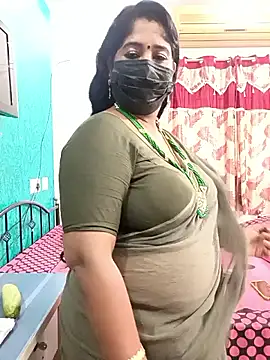 tamil-aunt live sex cam