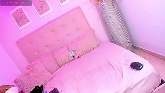 ANNIE_DOLCE_ live sex cam