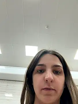 DoriDeluxe66 live sex cam