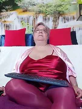 QueenPammy1 live sex cam