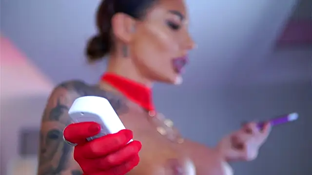 RaquelleVon live sex cam