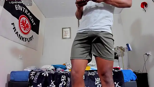 AlejoKhalifa_'s Stripchat show and profile