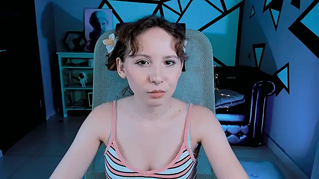 JasmineMilko's Stripchat show and profile