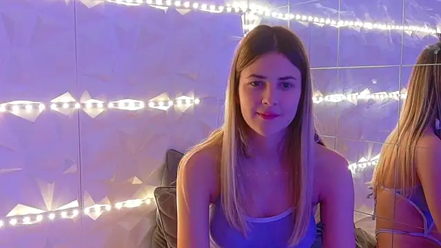 Aishha_ live sex cam