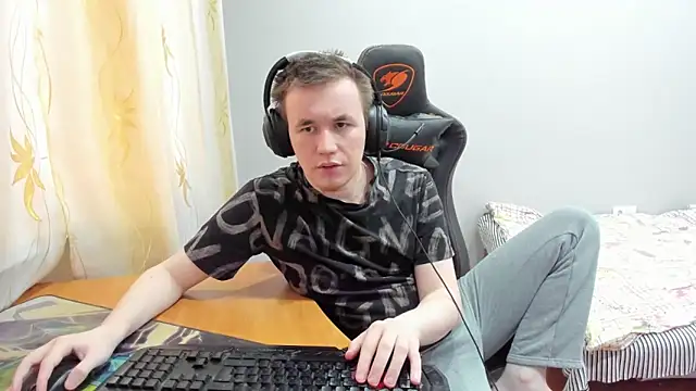 iliaskrislove live sex cam