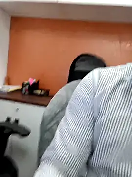 naughtyboyjii live sex cam