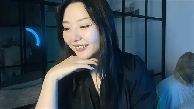 WonderMira live sex cam