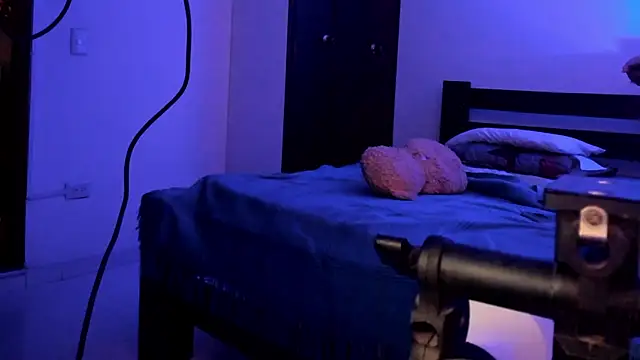 mile_uribe live sex cam