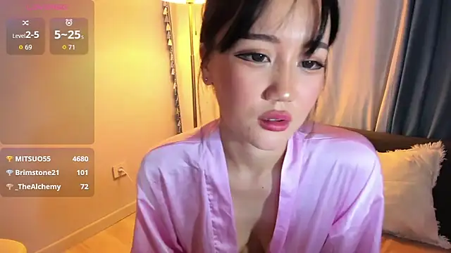 AmiliYan live sex cam