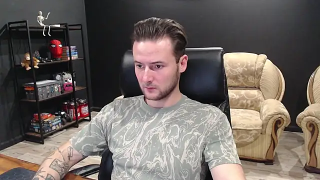 MihasikD live sex cam