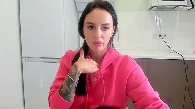 Your_Masha's Stripchat show and profile