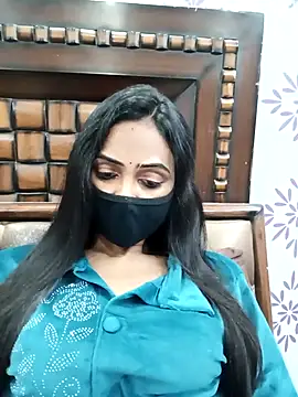 Yours-Bebo live sex cam