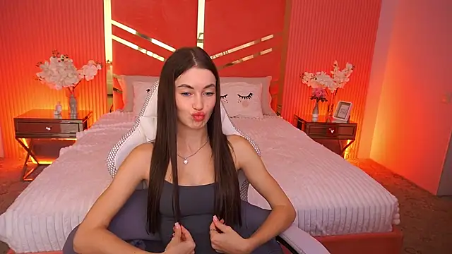 CherryyLulu live sex cam