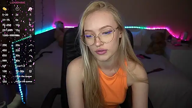 AmandaFiree live sex cam