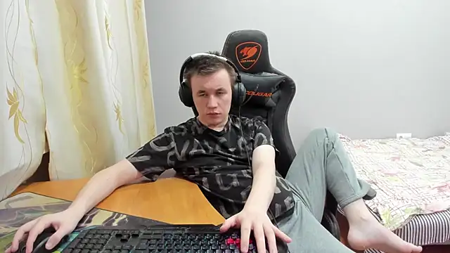 iliaskrislove live sex cam