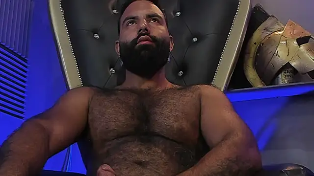 BeardAndrew live sex cam