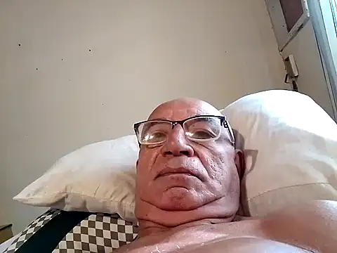 sincuenton24cmts live sex cam