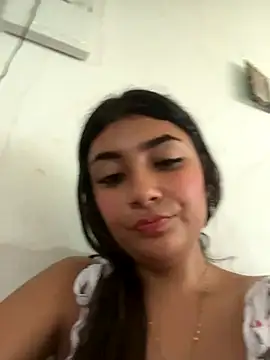 Sweed-virgin-pussy live sex cam