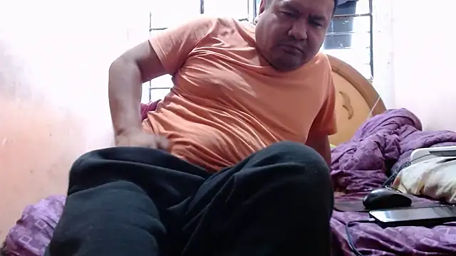 nakedlima live sex cam