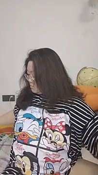 AngelwithEcup live sex cam