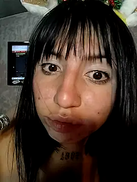 Kitty_Melodi live sex cam