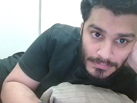 robintoit live sex cam