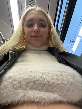 Milkyy_wway live sex cam