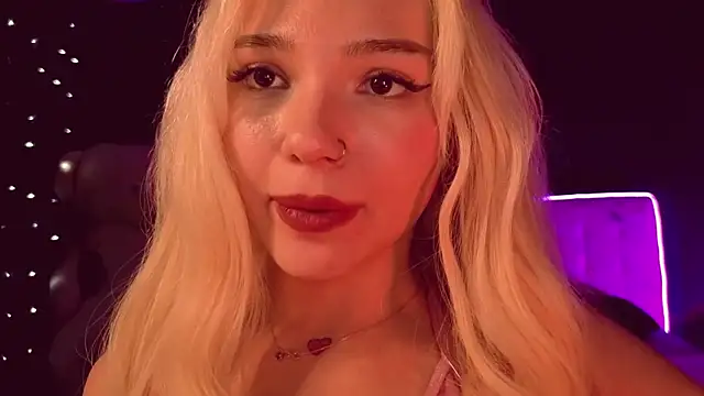 SandraBoyl's Stripchat show and profile