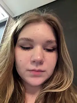 PumaShyXD live sex cam