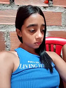 Zoe_Sweett18 live sex cam