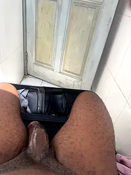 Black-mamba-madingo live sex cam