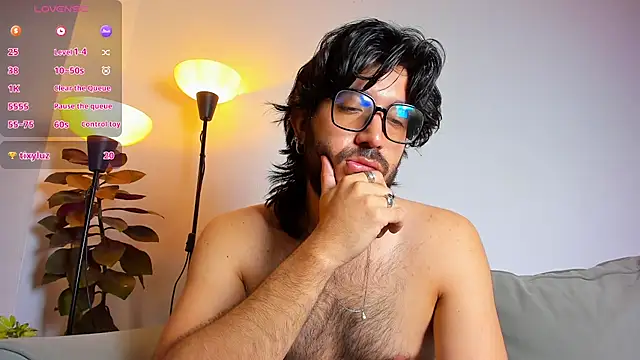 Ackerman_Eren_ live sex cam