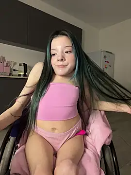 MiniSophiaa live sex cam